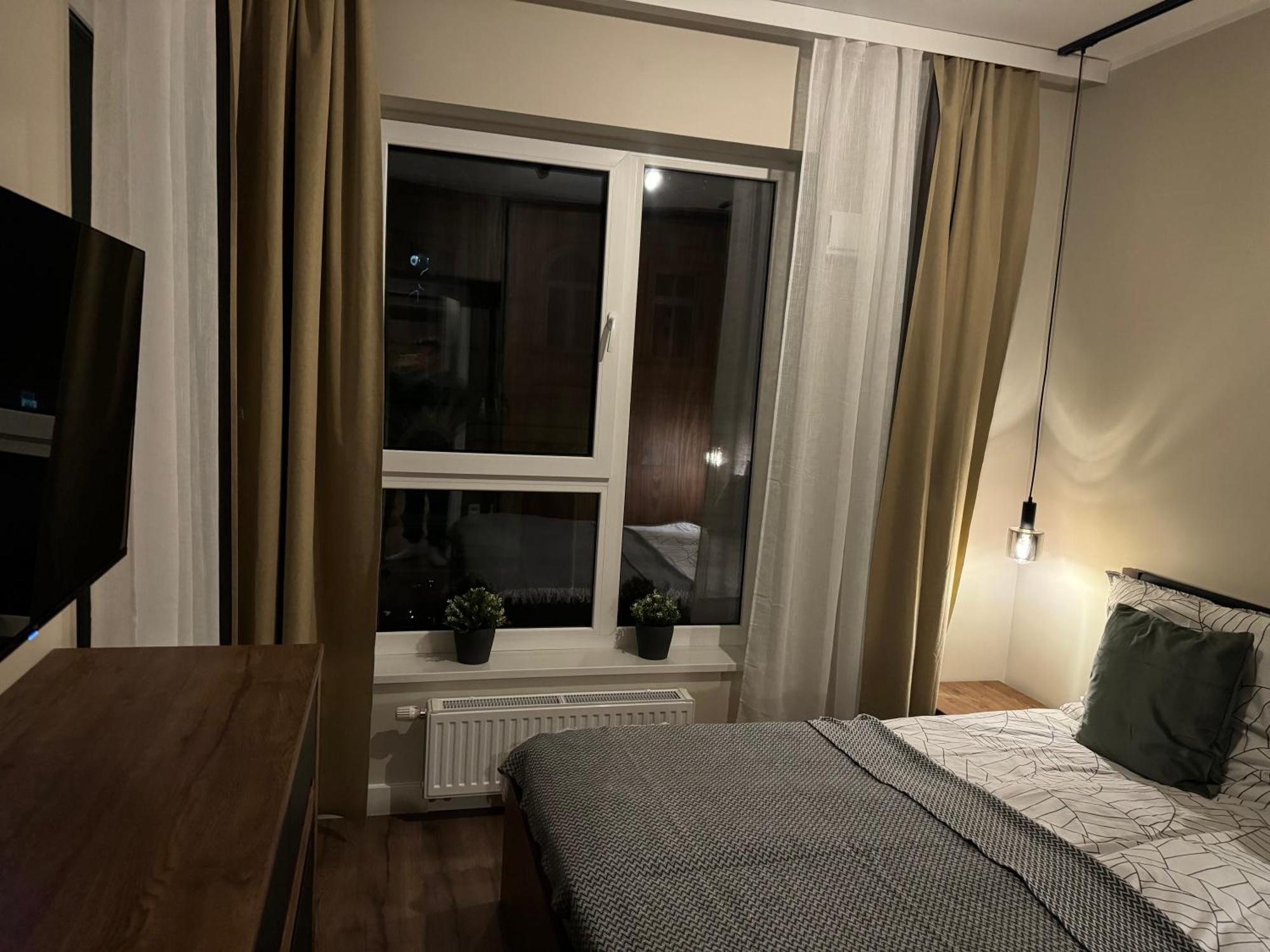 Nowy Krolowej Jadwigi 14 *